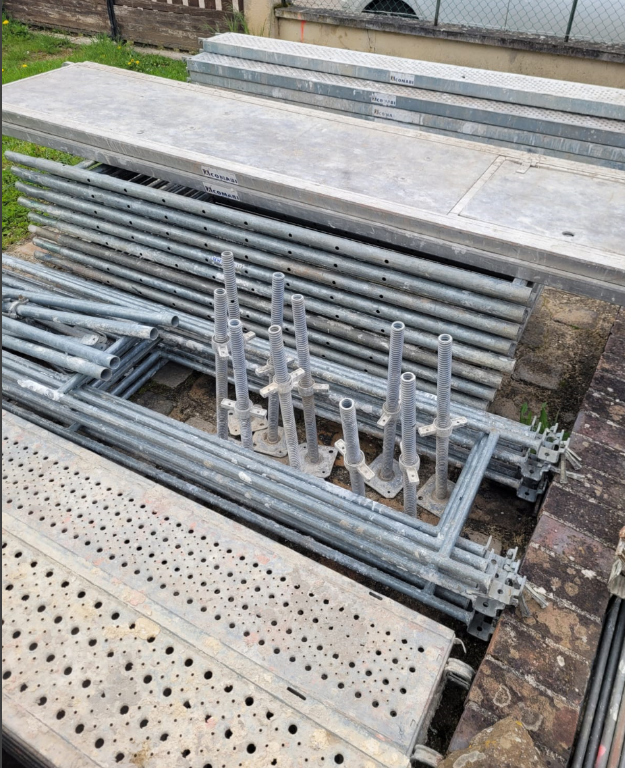 Echafaudage type M49 (80m² à 100m²) - 2